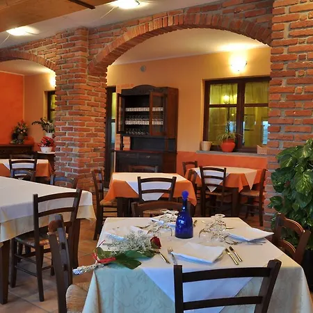 Casa de hóspedes Cascina Ricca 3*