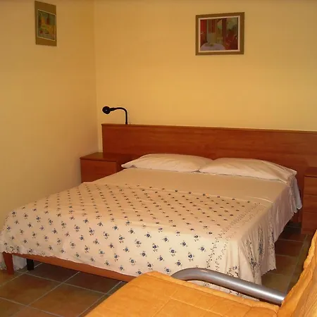 Konukevi Cascina Ricca 3*